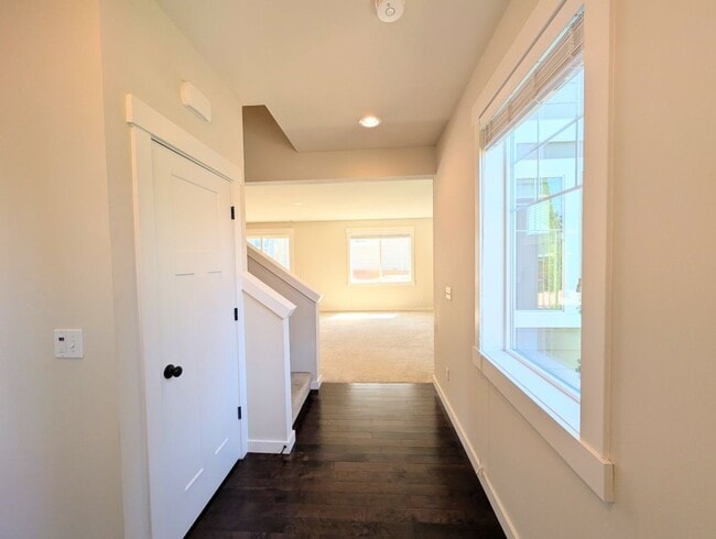 Photo - 3Bd/2.5Ba Lynnwood Home