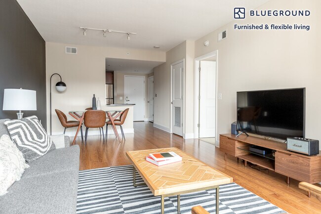 Photo - 415 L St NW Unit SI FL13-ID204