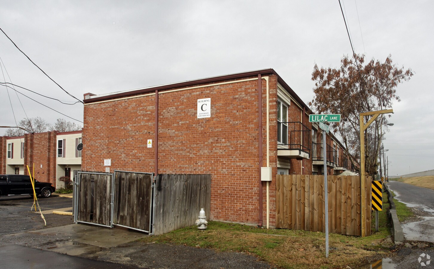Photo - Jefferson Town House