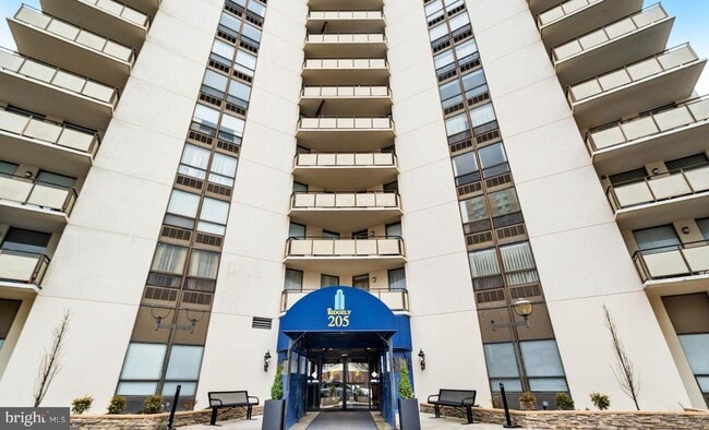 Building Photo - 205 E Joppa Rd Unit 2307
