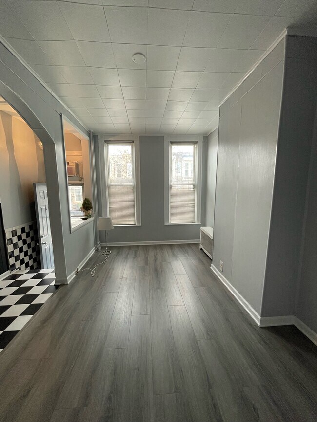 Photo - 1324 James St