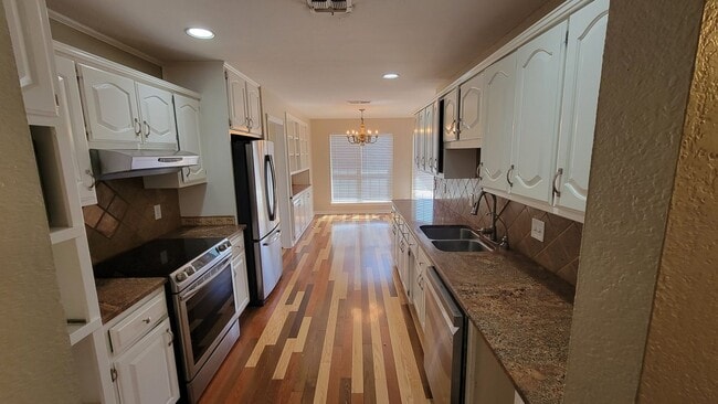 Photo - Coming Soon!!  3/2/2 - Fireplace - Private Yard with great back views