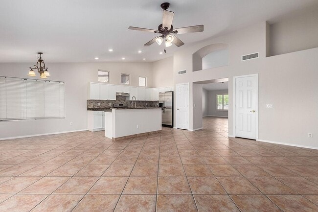 Photo - 4830 W Geronimo St