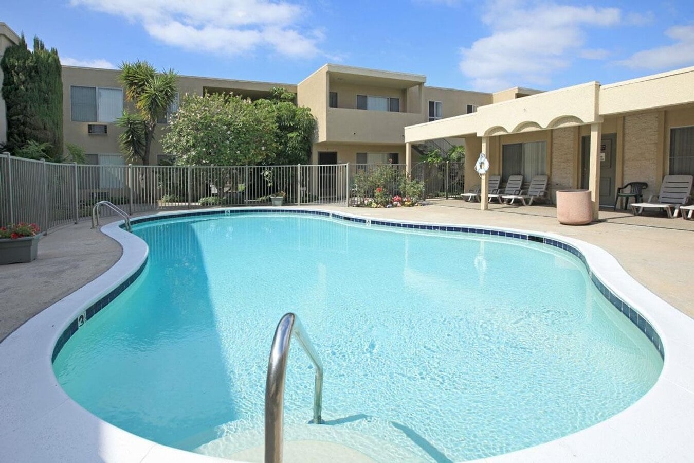 Photo - Four Winds Apartments