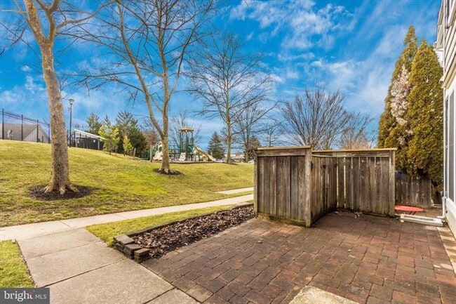 Photo - 18917 Highstream Dr