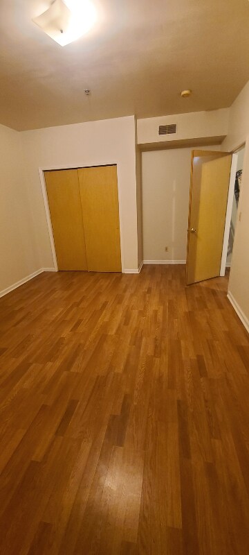 Photo - 146 N Grove St Unit 1