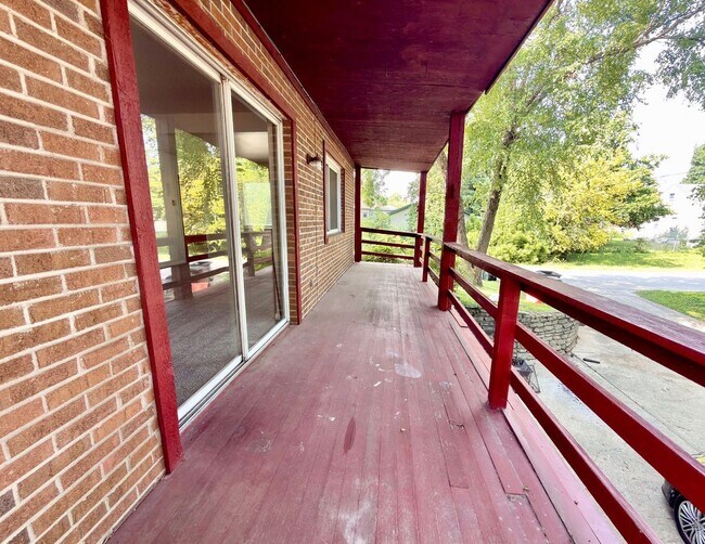 Photo - 1849 Madison Ave Unit 1