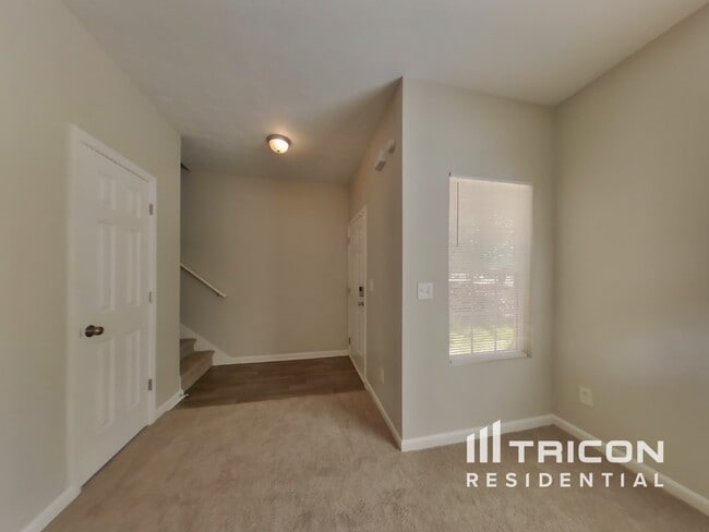 Photo - 2300 Marlin Dr