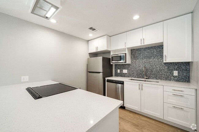 Building Photo - Modern 2 Bed, 2 Bath Multiplex in Austin, ... Unit B Rental