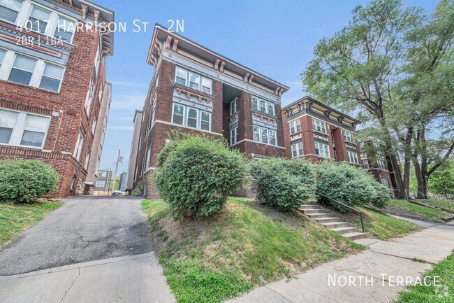 Building Photo - ? Arsenal Apartments: Vintage Charm Meets ... Unit 2N