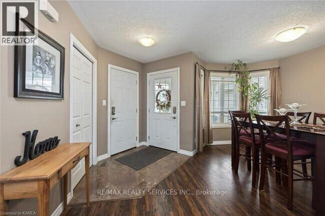 Photo - 172 Macdougall Dr