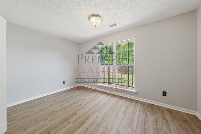 Photo - 5501 Ambervista Ct