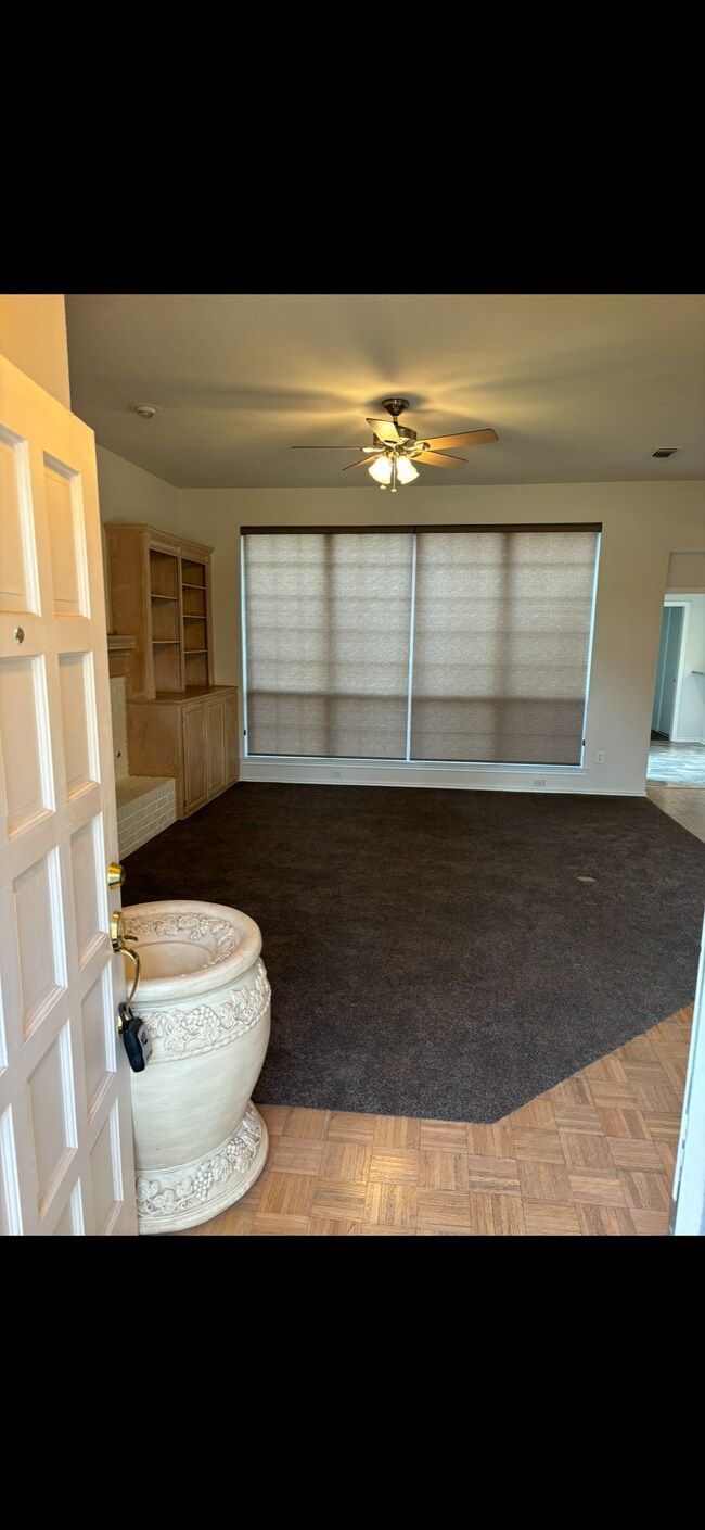 Open living & Dining - 1009 McCoy Dr