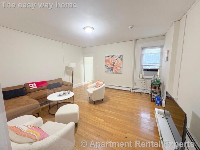 Photo - 489 E Broadway Unidad #3