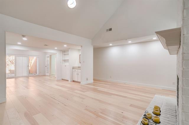 Photo - 4201 Clear Lake Cir Casa