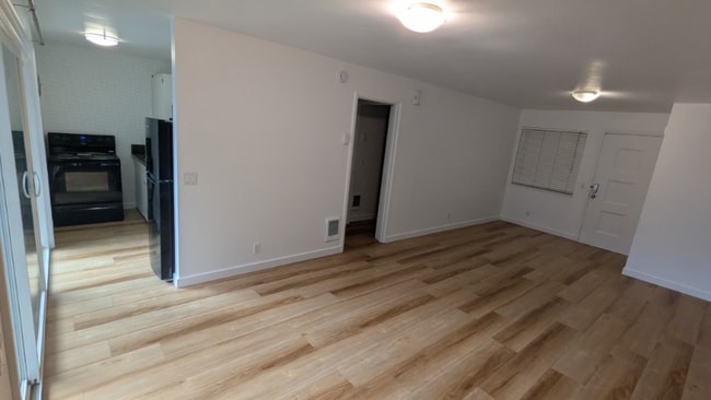 Building Photo - 1370 High St Rental