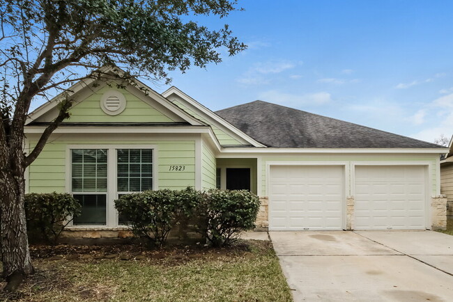 Photo - 15823 Scenic Water Dr Casa