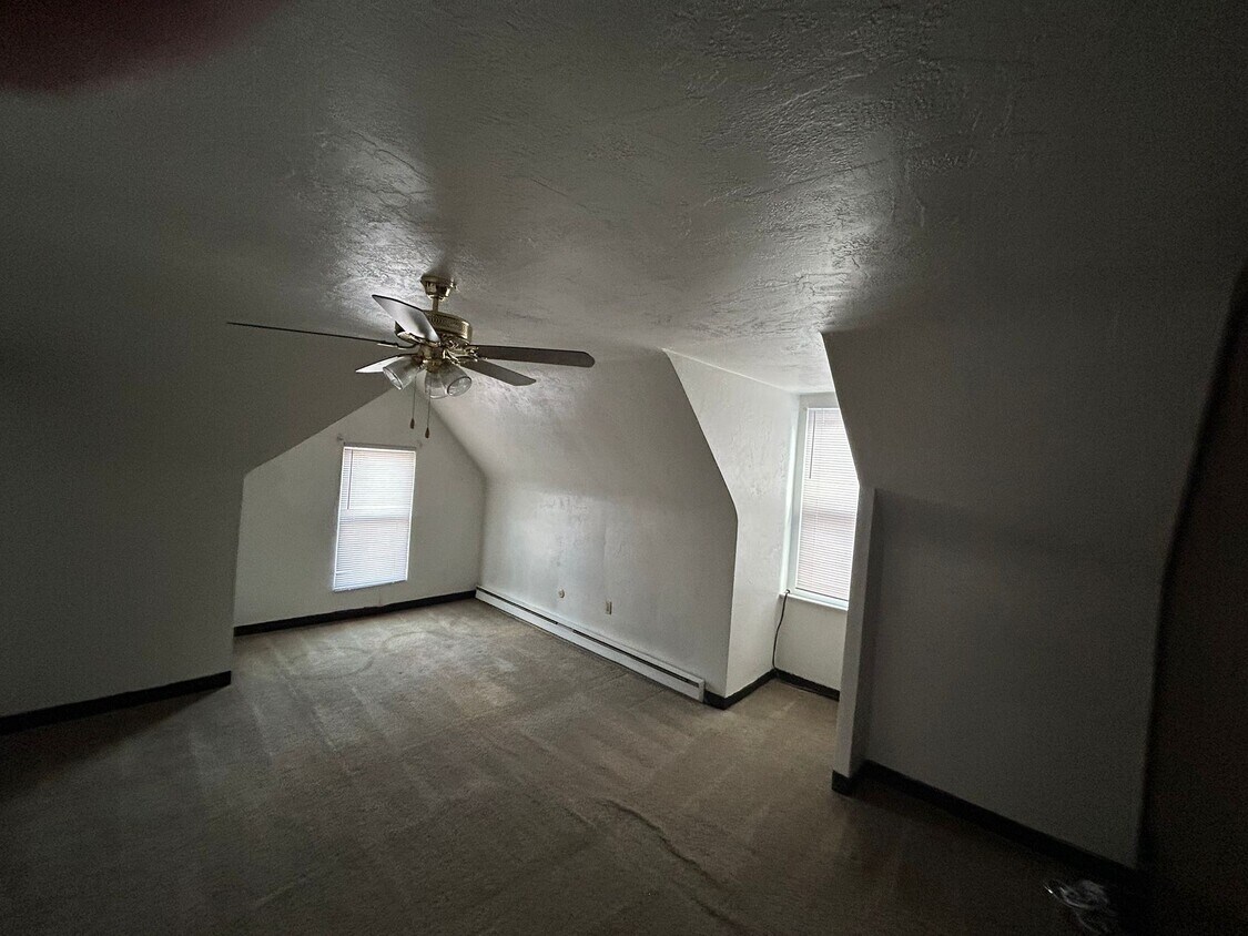 Photo - 120 S Graham St (Pittsburgh, PA)