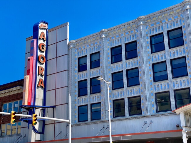 Beautiful historic Agora - Life At Agora Rental