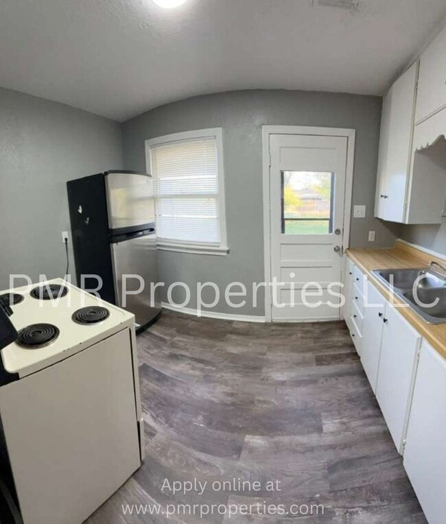 Photo - 3 Bedrooms / 1 Bathroom House