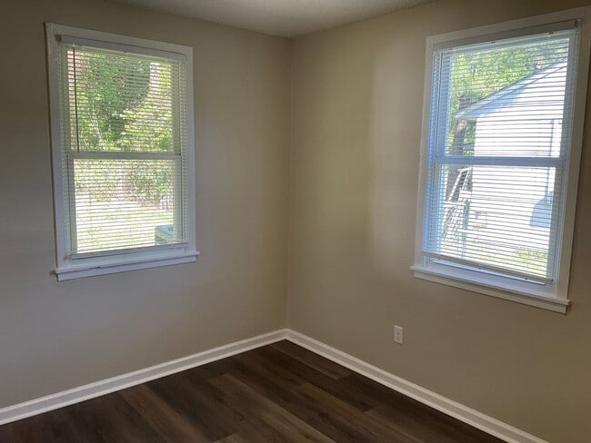 Photo - Come see this duplex that is conveniently ...