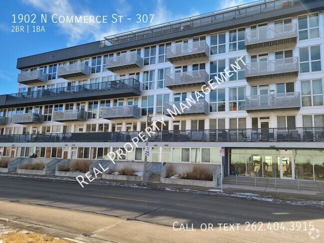 Building Photo - Two Bedroom Condo