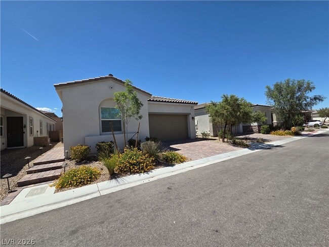 Photo - 8705 Marcana St