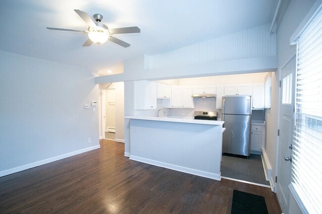 Photo - 24 E Washington Ave Unit -3