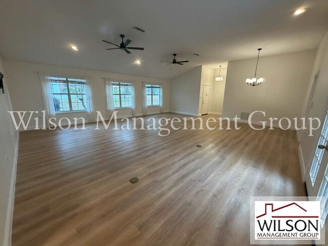 Photo - 2535 S Glen Eagles Dr