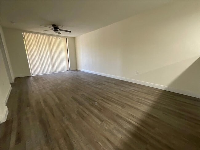 Photo - 18335 NW 68th Ave Unit 700-215