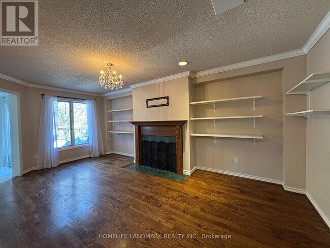 Photo - 109 Carlyle Crescent