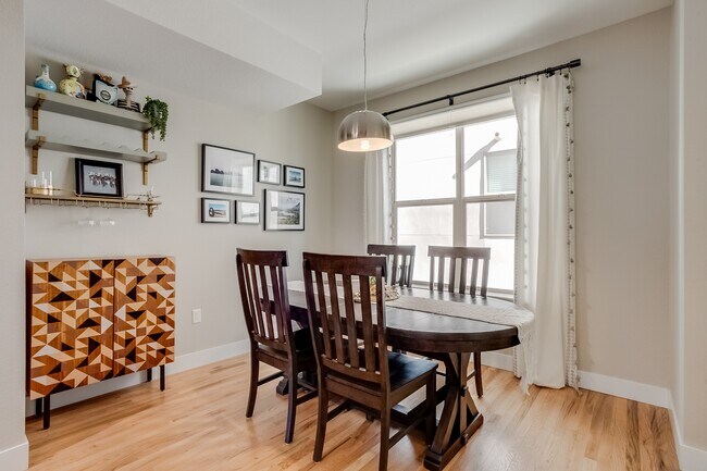 Photo - 2426 Welton St