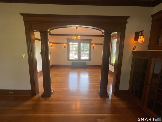 Photo - 1127 W Broad St