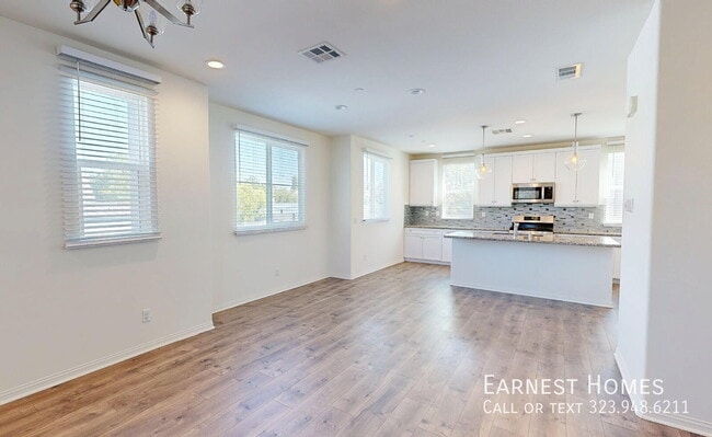 14834 Nordhoff St