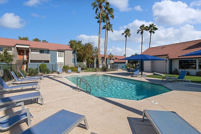 Photo - The Peaks on 4th Apartments