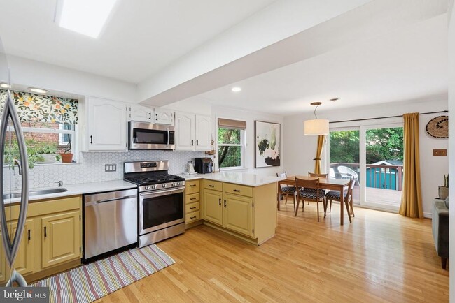 Photo - 8007 Wildwood Dr