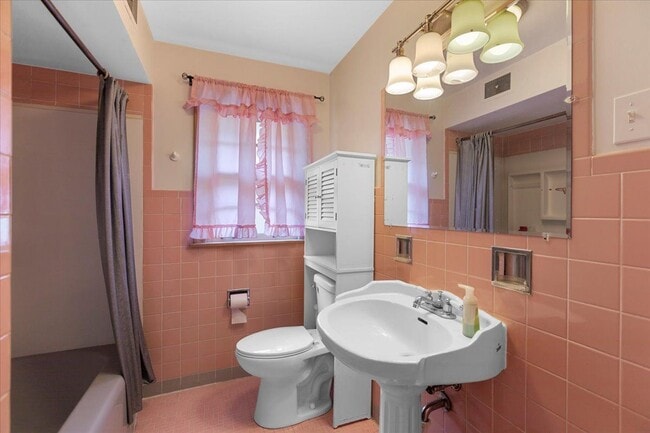 Photo - 5408 Harvard Terrace