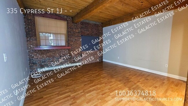 Photo - 335 Cypress St