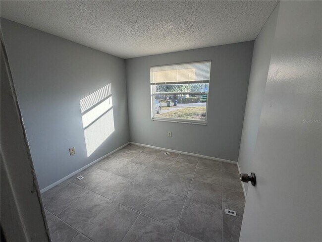 Photo - 2717 25th St