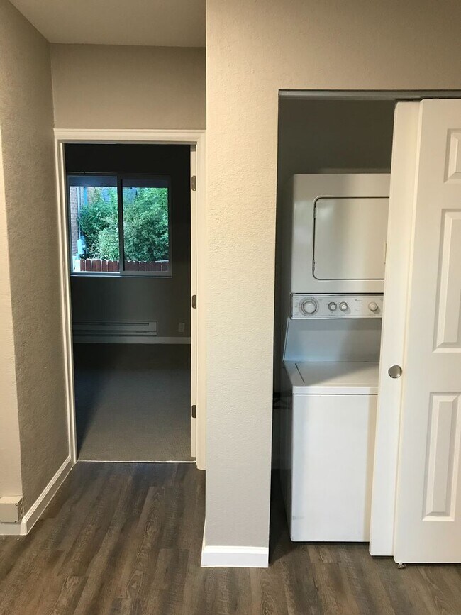 Photo - 1530 Utica St Apartment Unit 1530 Utica Street #U