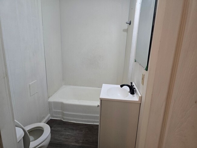 Photo - 3605 5th Ave Unit RENTSUX - 3605 5TH AVE -  1