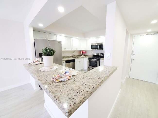 Photo - 18011 Biscayne Blvd Unit 503