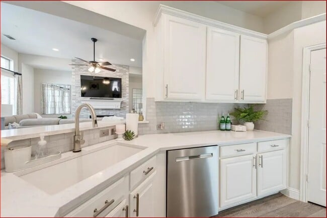 Photo - 3424 Dillon Ct