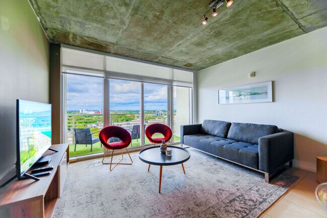 Photo - 3250 NE 1st Ave Unidad FL10-ID1022231P