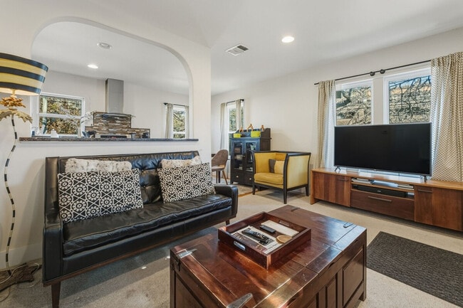 Photo - 512 Bouldin Ave Unidad SI ID1492689P