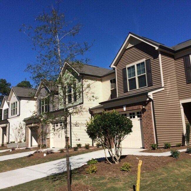 Photo - 111 Tuftin Dr