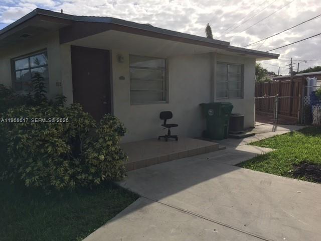 Photo - 1122 NW 24th Ct Unit 1122