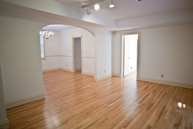 Photo - Beautiful condo with sunroom and hardwood floors - lease takeover through 7/2027!