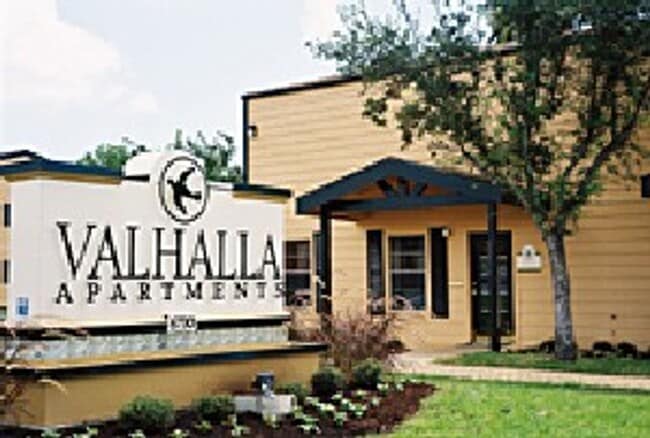 Photo - Valhalla Apartments