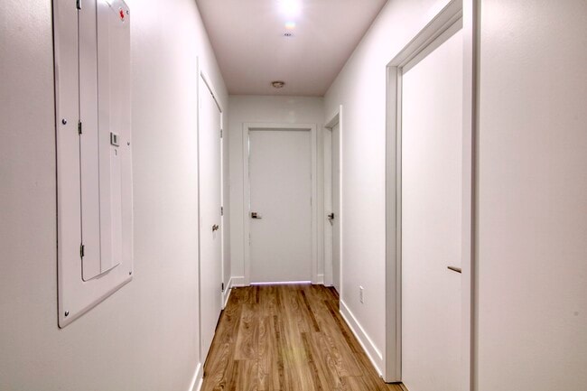 Photo - 9675 Av. Papineau Unit 127